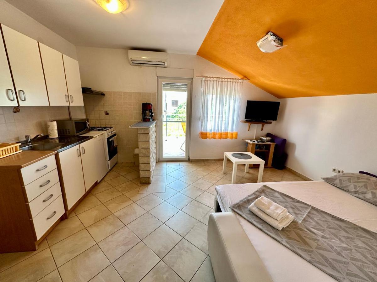 ויר Apartments Novoselic מראה חיצוני תמונה