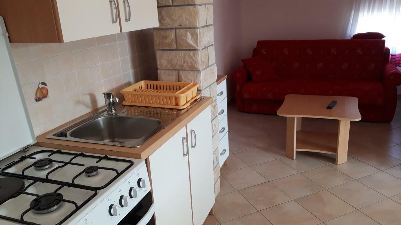 ויר Apartments Novoselic מראה חיצוני תמונה
